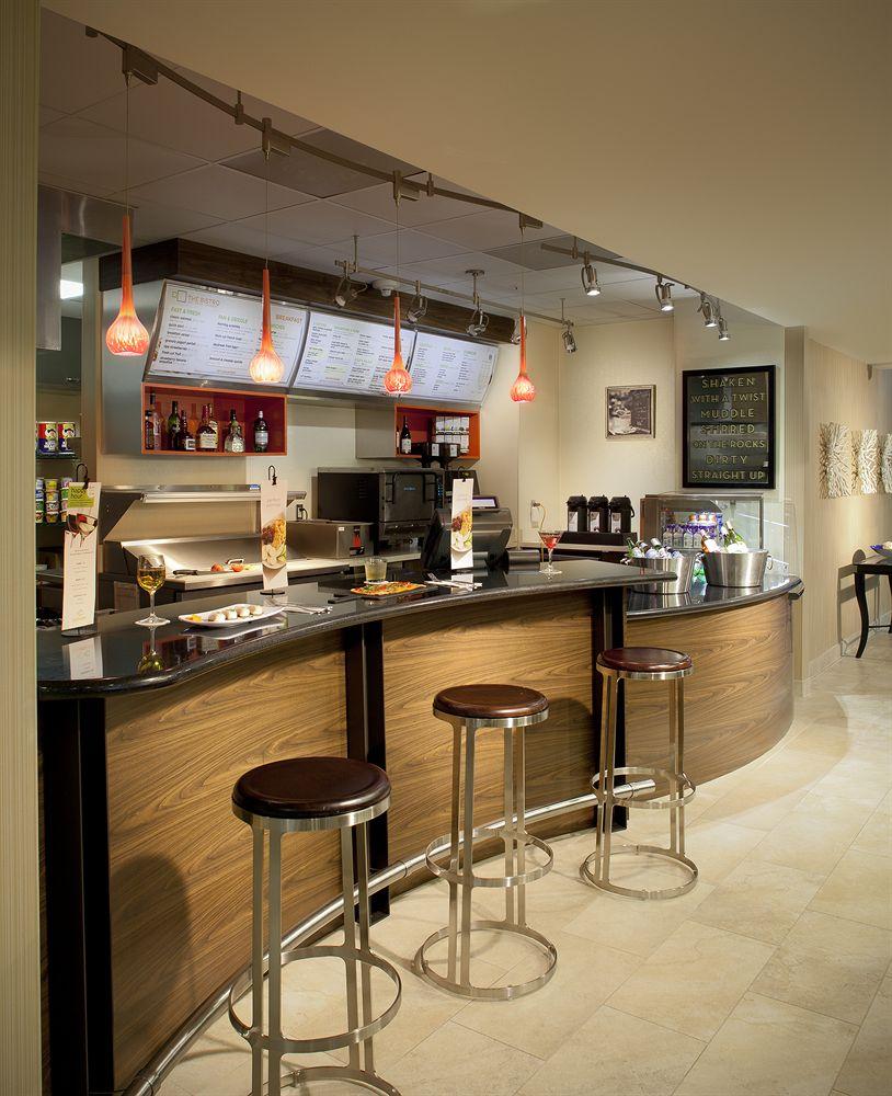 Courtyard By Marriott Fort Lauderdale East / Lauderdale-By-The-Sea Екстериор снимка