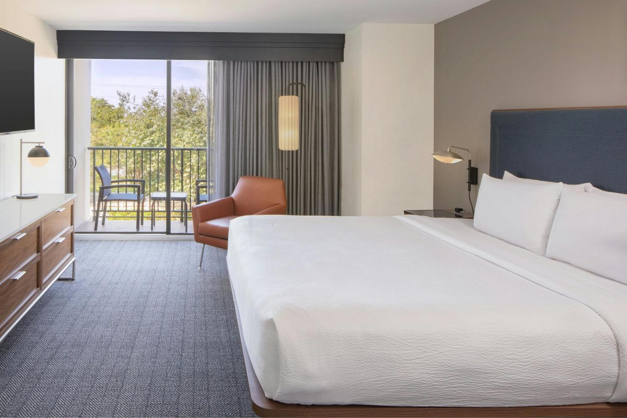Courtyard By Marriott Fort Lauderdale East / Lauderdale-By-The-Sea Екстериор снимка