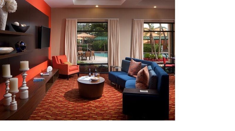 Courtyard By Marriott Fort Lauderdale East / Lauderdale-By-The-Sea Екстериор снимка