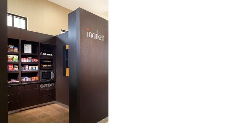 Courtyard By Marriott Fort Lauderdale East / Lauderdale-By-The-Sea Екстериор снимка