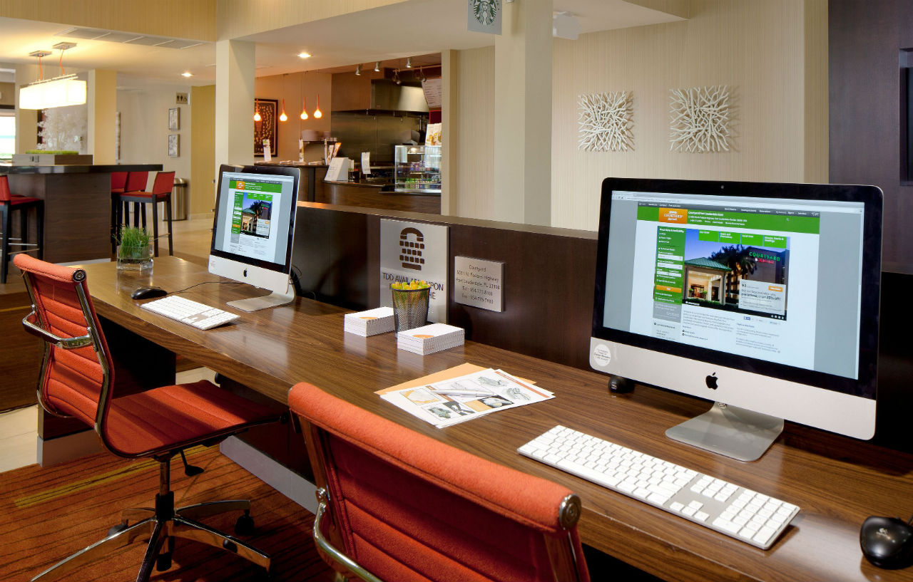 Courtyard By Marriott Fort Lauderdale East / Lauderdale-By-The-Sea Екстериор снимка